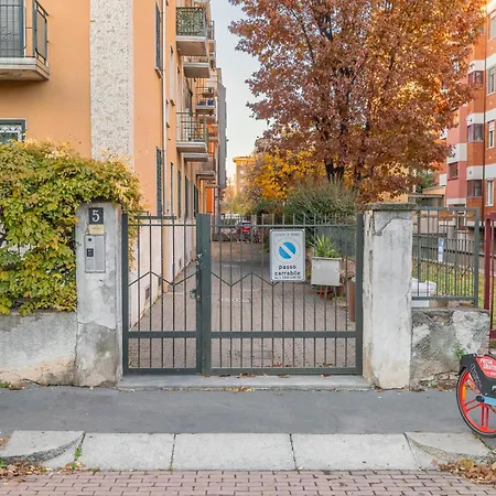 Via Ovada 5 *