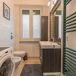Via Ovada 5 Milánó